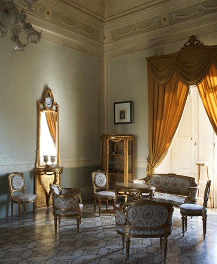 Palazzo Vecchio Bed and Breakfast Marittima Eksteriør billede
